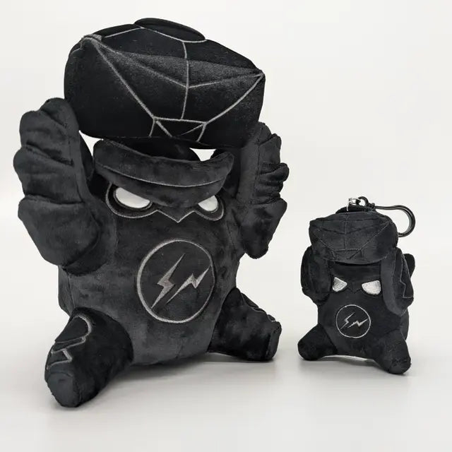 VLRNT // FRGMT WNGMN キーチェーンぬいぐるみ – FUTAROKU