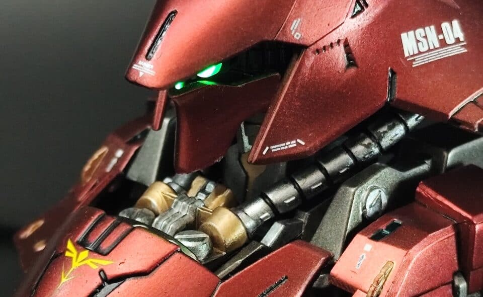 MSメカニカルバスト サザビー 完成：LED改造とキャンディ塗装の魅力