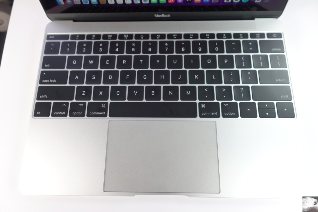 MacBook 12 2017』の最上構成(Core i7 16GB RAM)購入レビュー〜最小