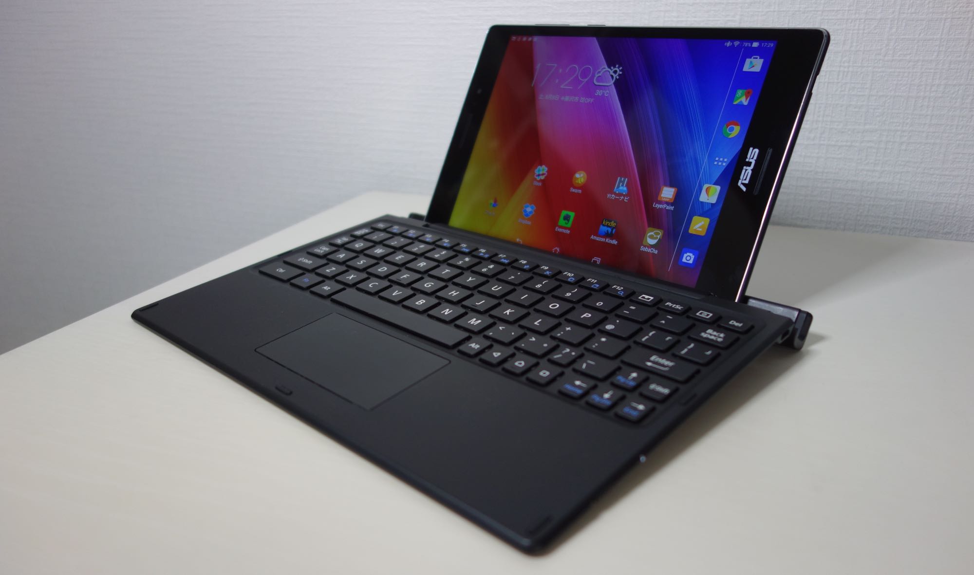 Xperia Z4 Tablet純正キーボードBKB50をZenPad S 8.0やiPad Air 2で
