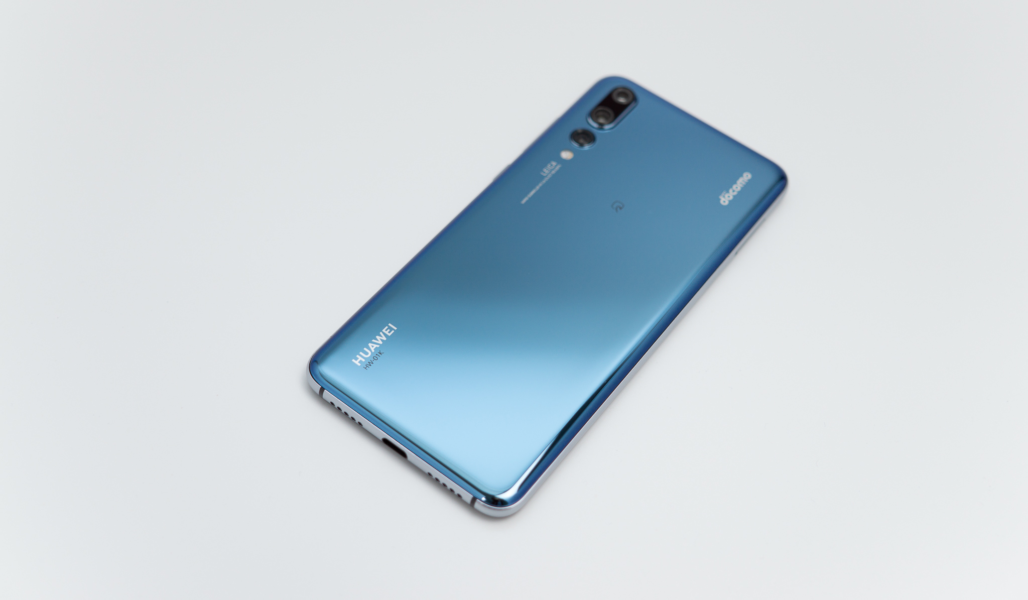 P20 Pro HW-01Kレビュー。Leicaカメラの3倍/5倍/10倍ズームや夜景の