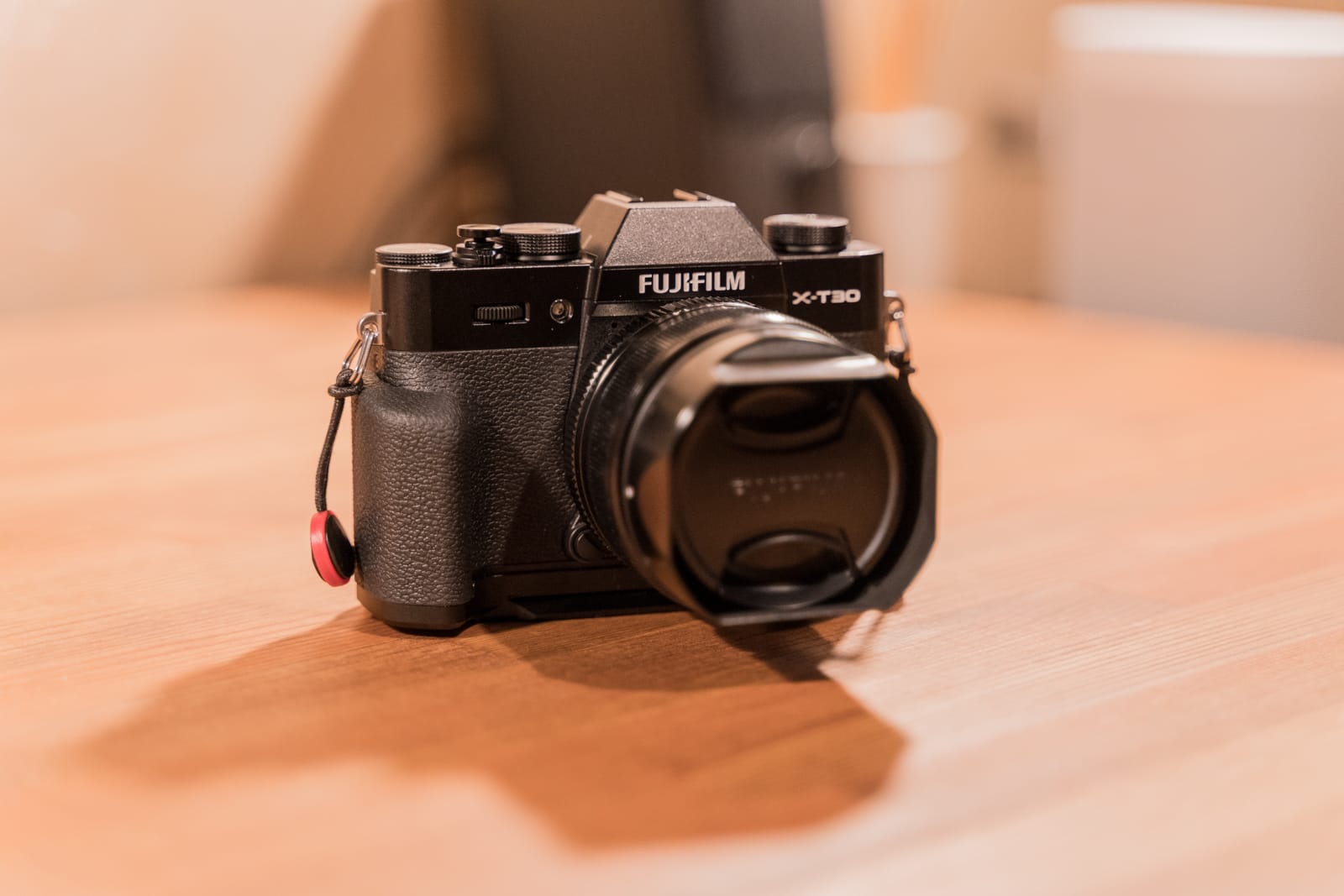 FUJIFILM『XF35mmF1.4 R』レビュー。迷ったときに頼りになる小型・高