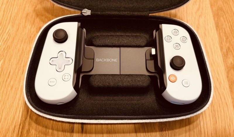 BACKBONE One(PlayStation版)と専用ケースを買ってみた！写真たっぷり