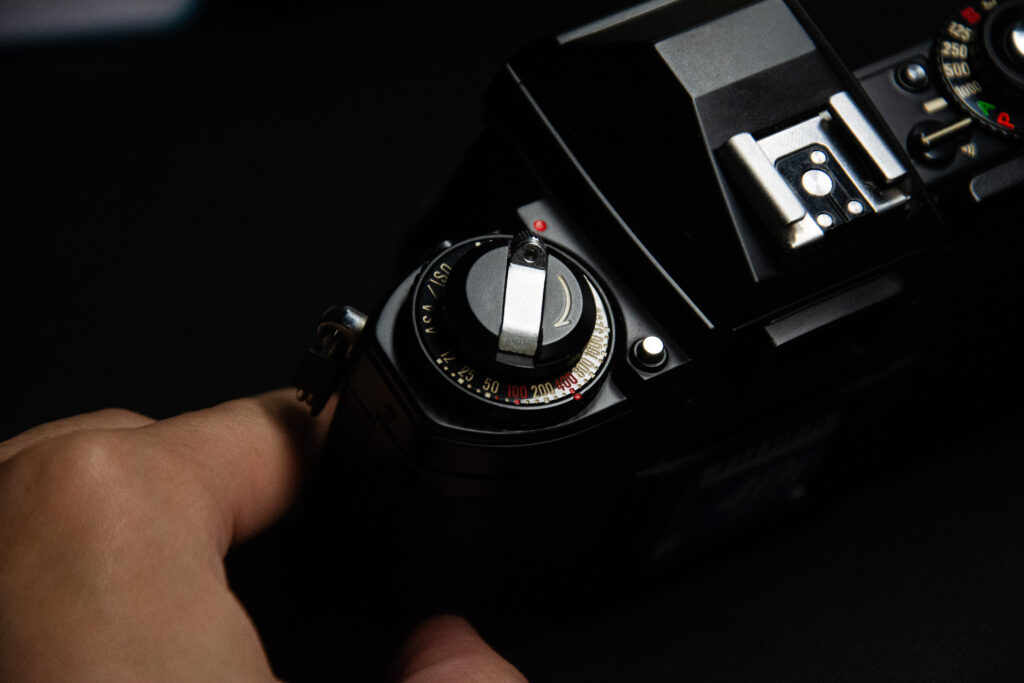 Nikon FG 初めてのフィルム一眼レフカメラを買った話 - ガジェットメモ