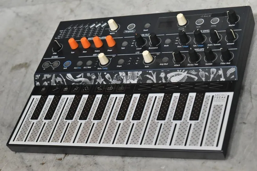 arturia microfreak アートリア マイクロフリーク シンセサイザー