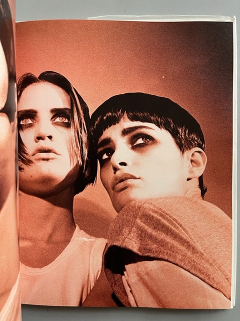 Comme des Garçons (1981-1986) - Galerie Babylone