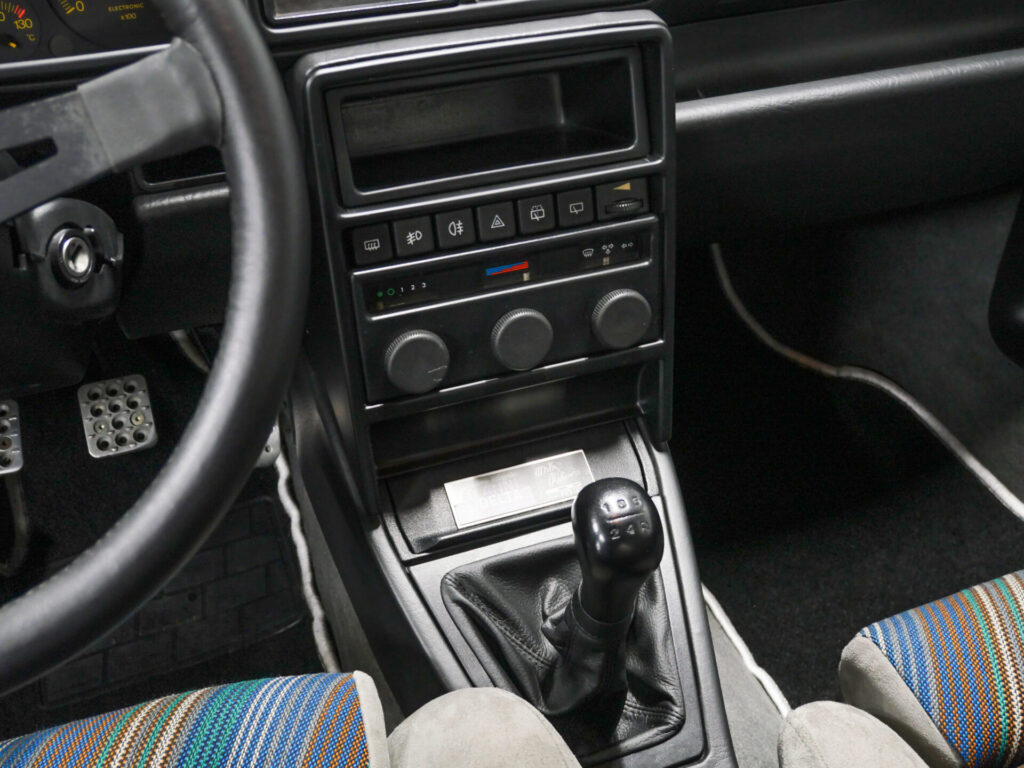 ランチア デルタ HF インテグラーレ 8V | Garage伊太利屋