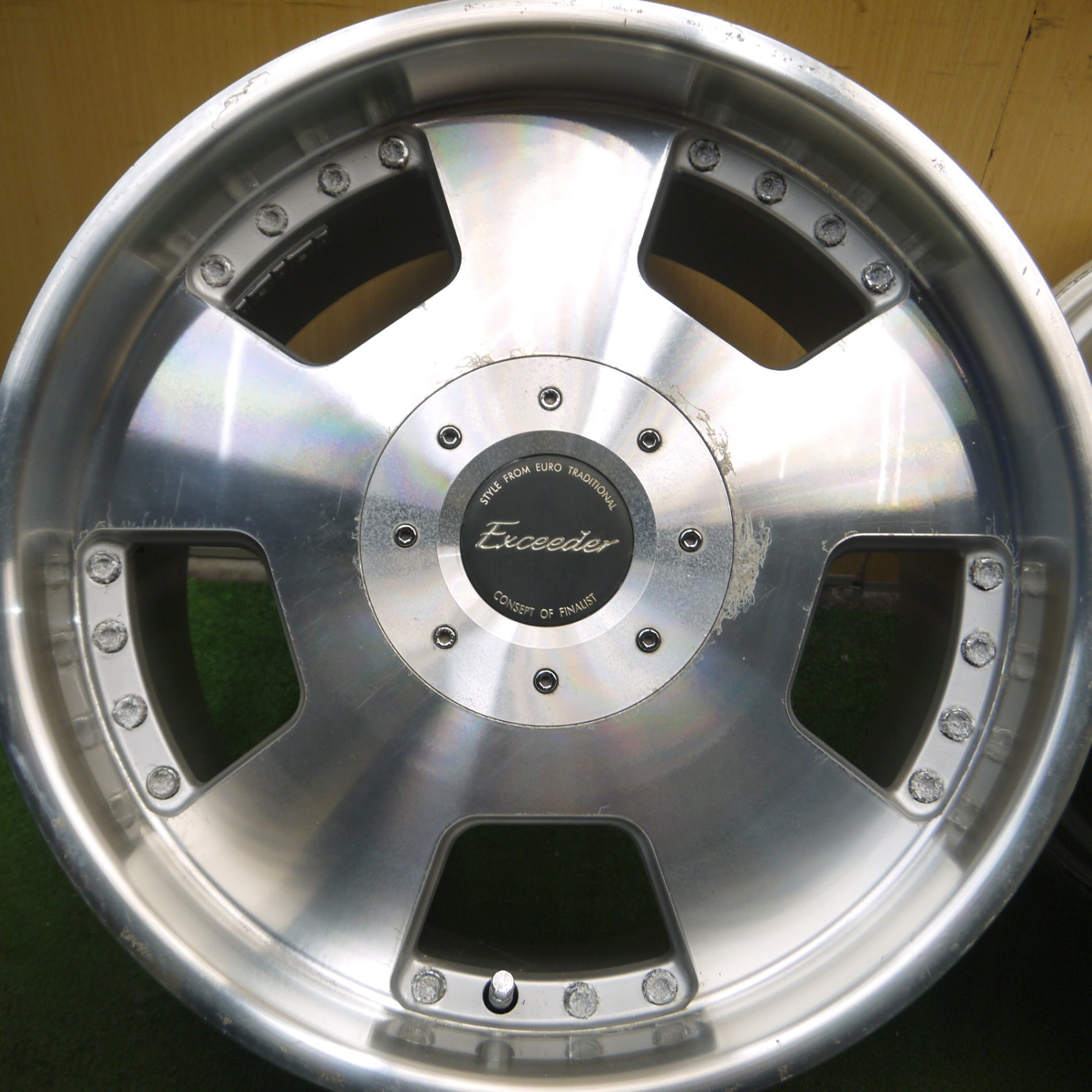 送料無料* 4本価格☆Exceeder FINALIST ディッシュ 絶版 エクシーダー