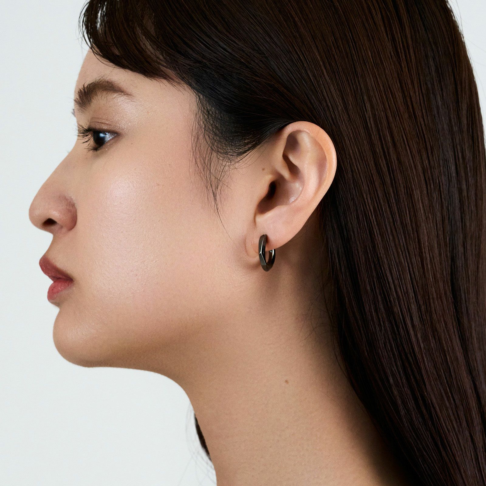 Crockery Pierce - L - BLACK | GARNI ONLINE STORE