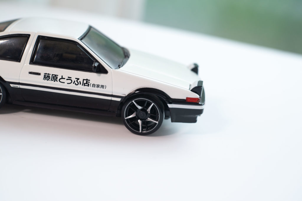 ミニッツ（MINI-Z）AWDのボディを交換。イニシャルD:トヨタ