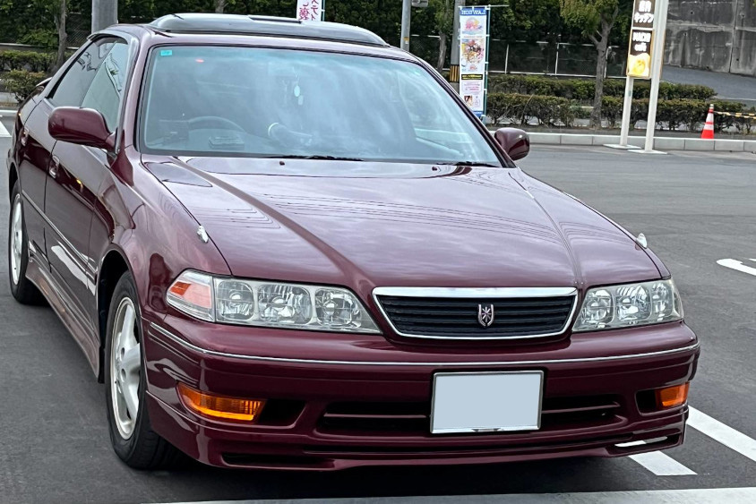 中古車販売店で「僕を買って！」とアピールされた気がして愛車に。1996