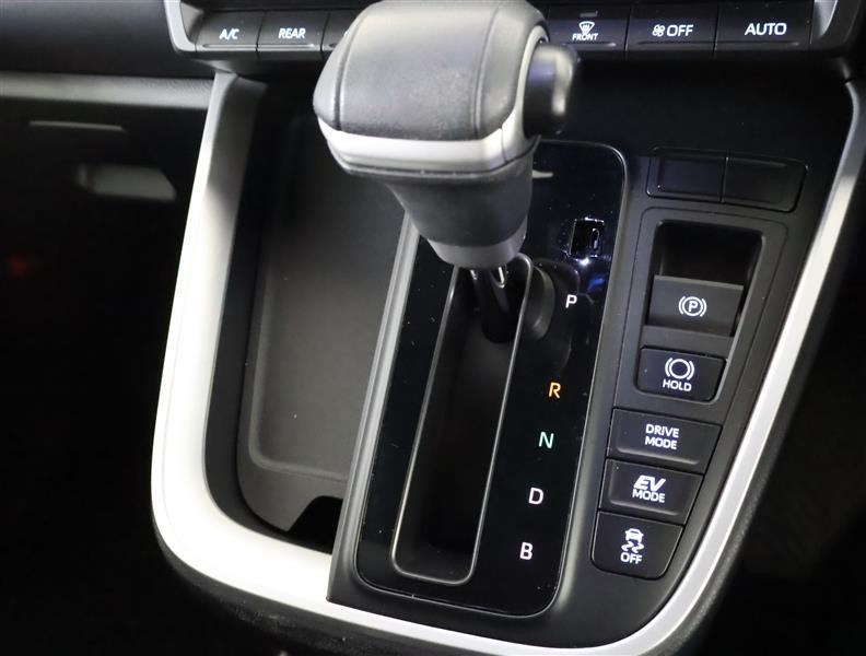 ヴォクシー HV S-Z（35301C2680084）の中古車 | トヨタ認定中古車