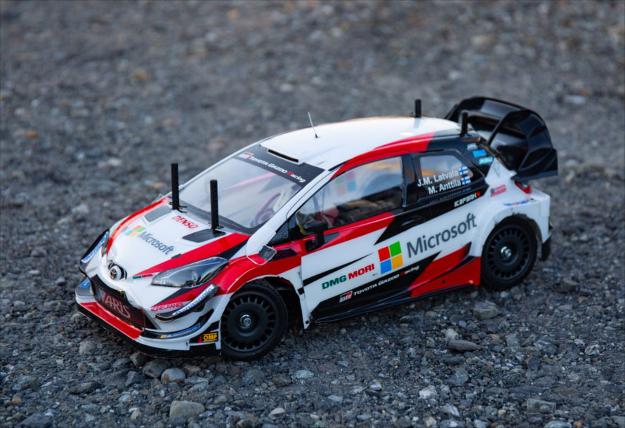 気分はWRCドライバー！42cmのラジコン「トヨタ ヤリスWRC」を