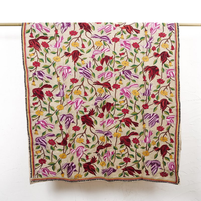 シルクカンタ刺繍タペストリー 大判ストール｜マライカ公式通販