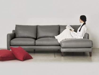 ACTUSの人気レザーソファが、ひと足お先に販売開始しました