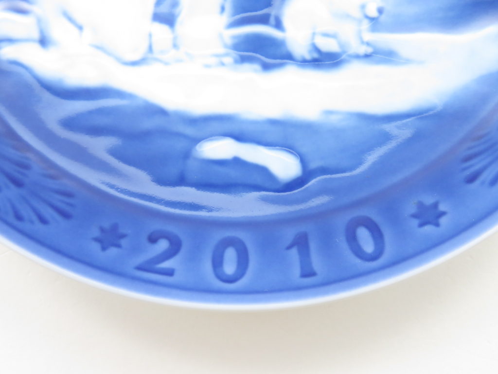 ロイヤルコペンハーゲンの2010年のイヤープレートはなぜ高いのか?