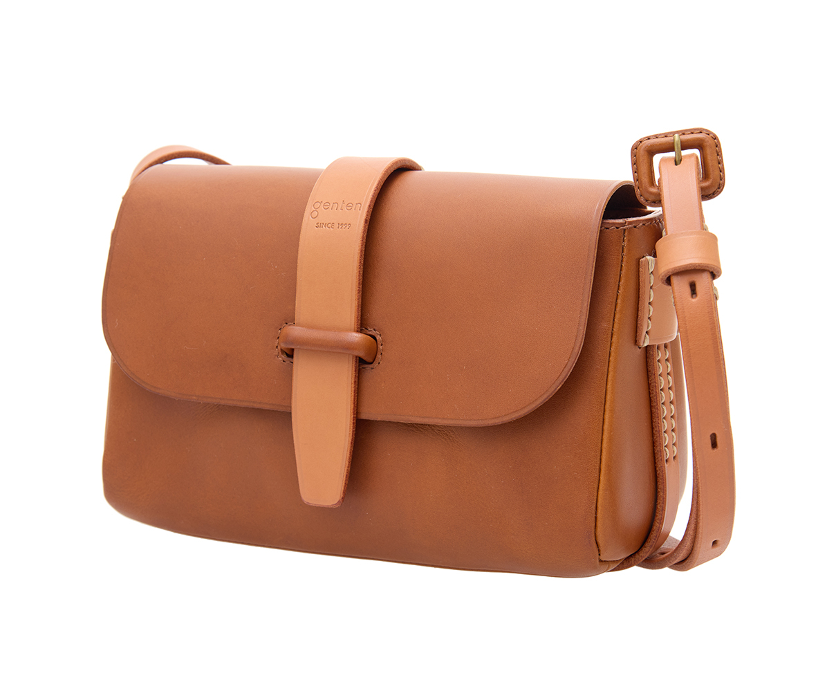 サドルベルト ヌオーバ 横型コンパクトショルダーバッグ｜商品一覧