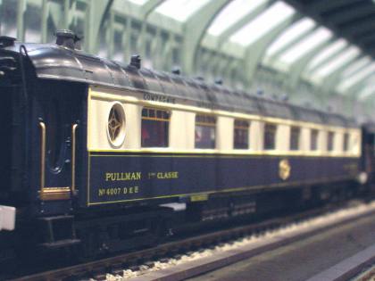 CIWLワゴン・リの列車＜No，1＞プルマン車、食堂車〜鉄道模型