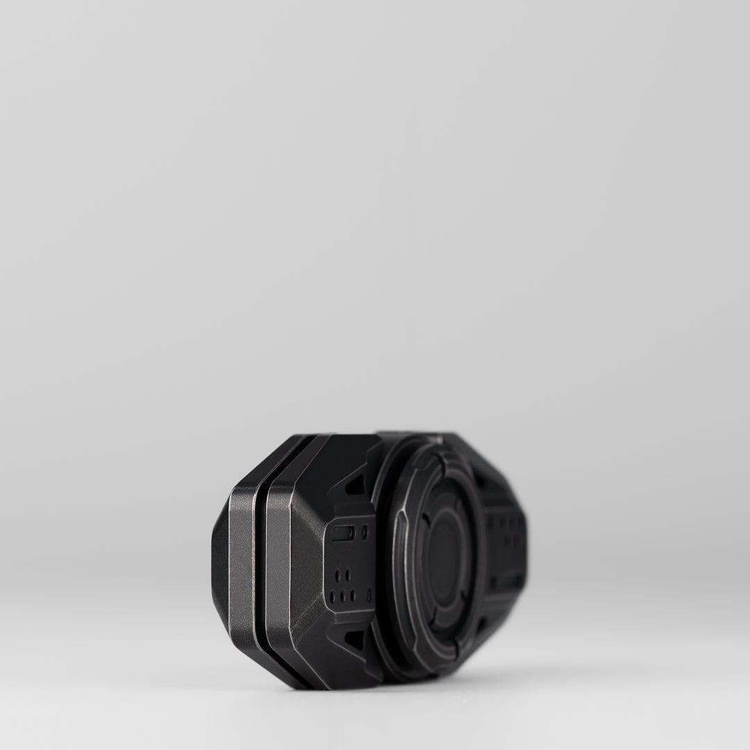 Mackie Warship spinner ハンドスピナー フィジェット MACKIE, WARSHIP