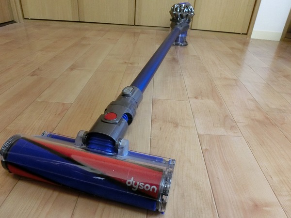 我が家にDyson V6 Fluffy（ダイソンV6フラフィ）がやってきた
