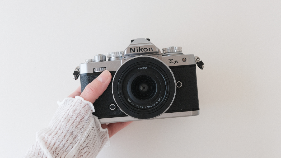 フィルムカメラ好きにもおすすめ！ 私がNikonのミラーレス一眼「Zfc