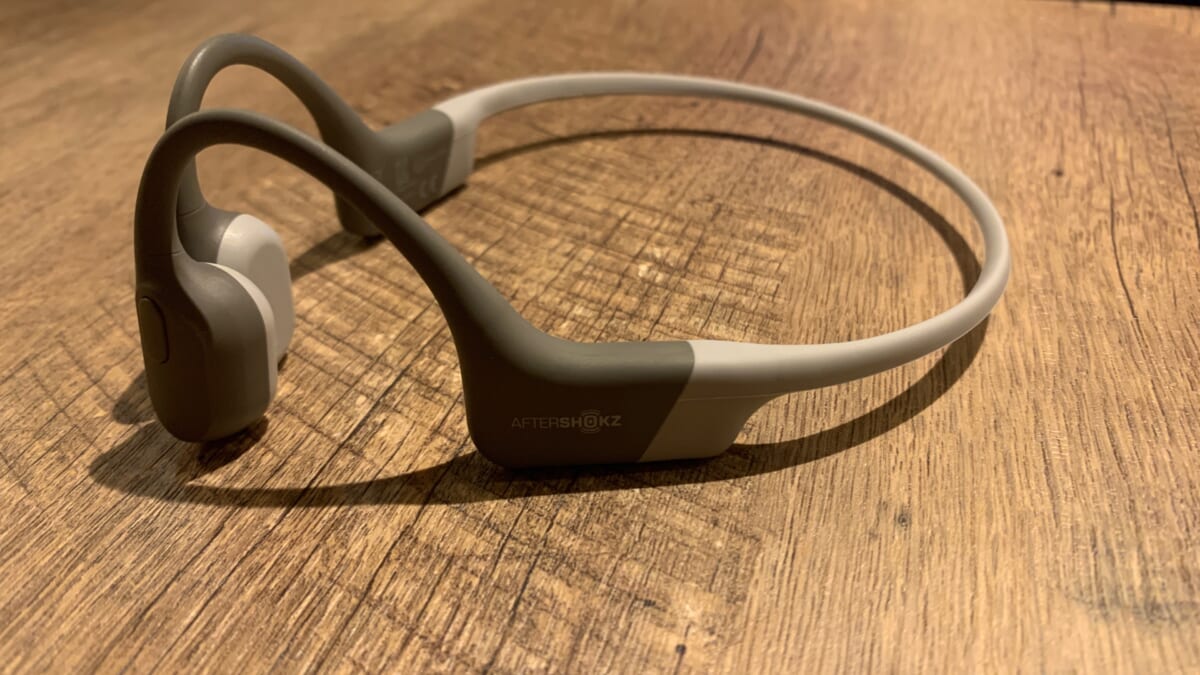 これが骨伝導イヤホンの完成形。 ShokzのAeropexが最強すぎる理由