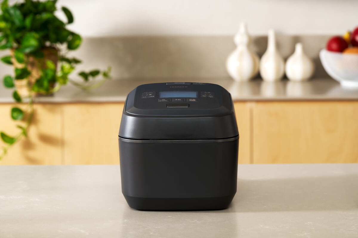 3人のごはんソムリエが絶賛！ 日立の最新炊飯器「ふっくら御膳」の「圧