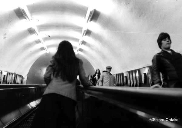 UK77（ゆーけー・なななな） 』大竹伸朗 | 月曜社 / GETSUYOSHA LIMITED