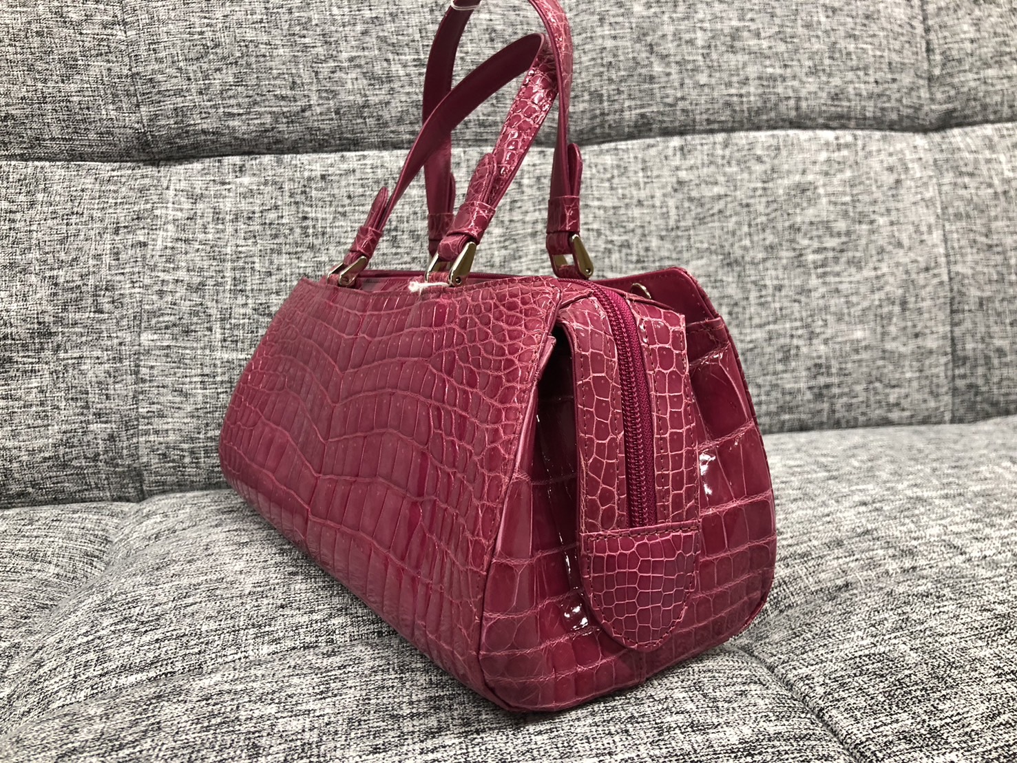 クロコダイルレザー ハンドバッグ マゼンタ – GD shop brand