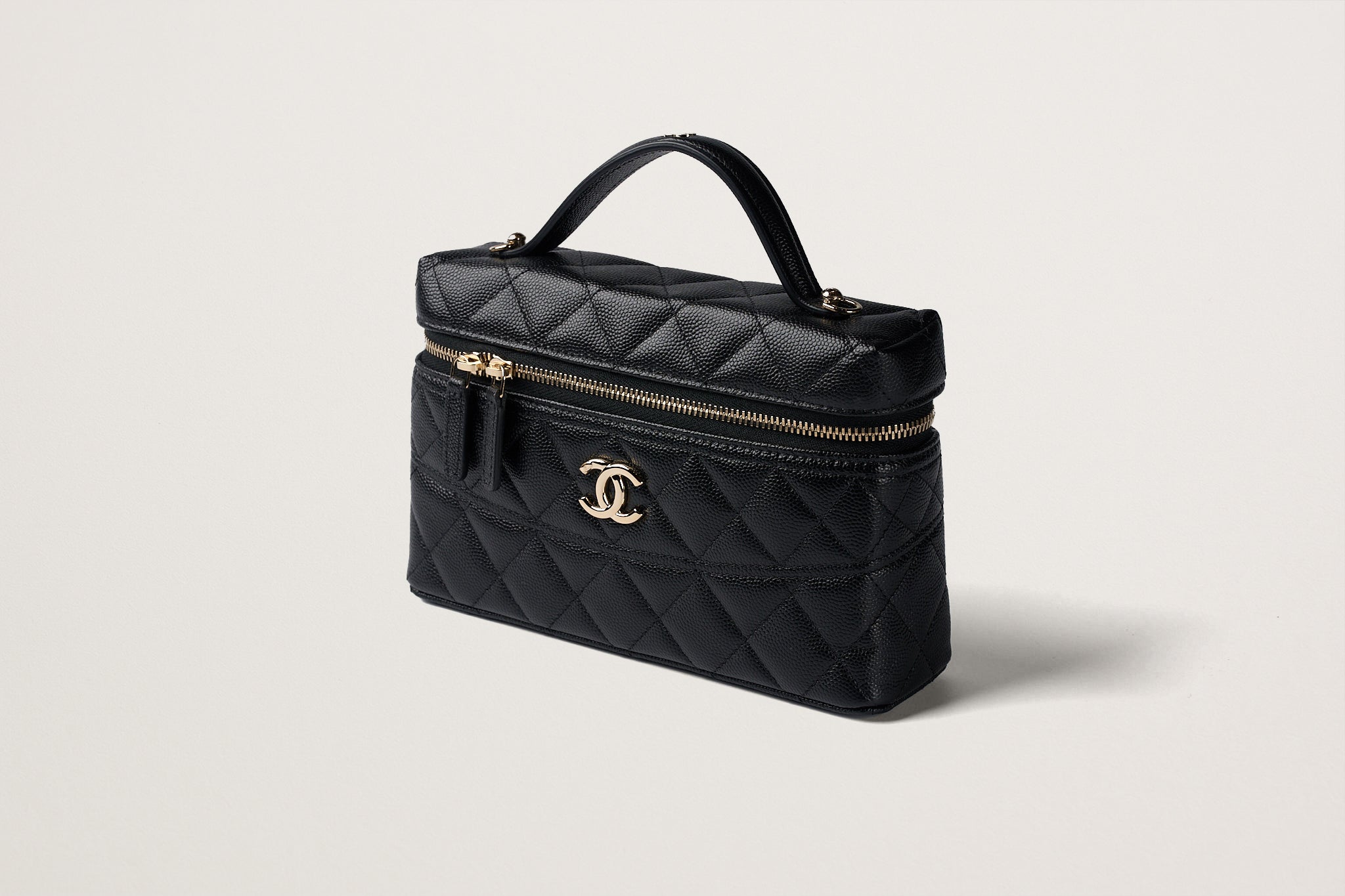 CHANEL バニティバッグ 25C – GINZA SATAKE