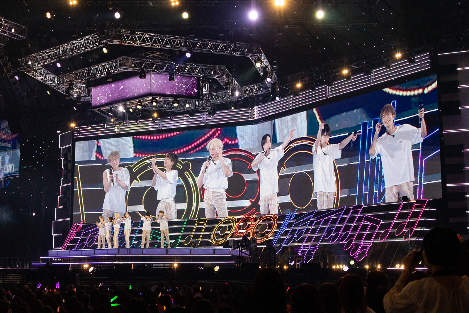 美 少年のこだわりが詰まった音楽の空間。グループ初の横浜アリーナ