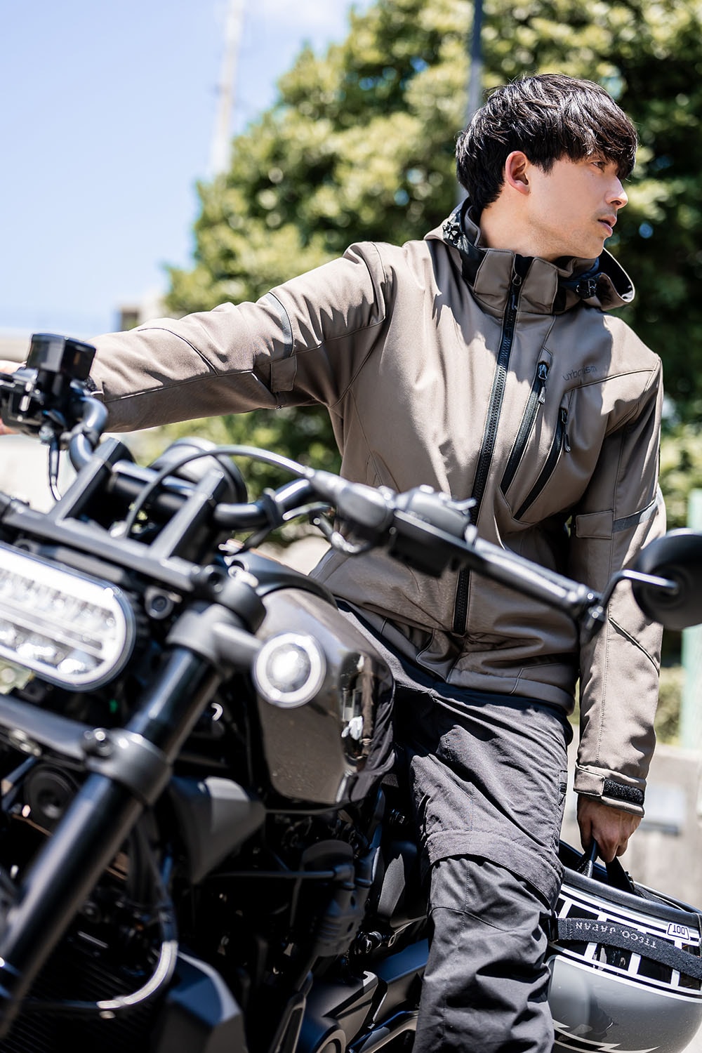 SALE / 30%OFF 秋冬 UNJ130 アーバンソフトシェルジャケット[MEN