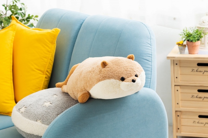 可愛い嘘のカワウソ ほわくた大きめ寝そべりぬいぐるみ | すべての商品