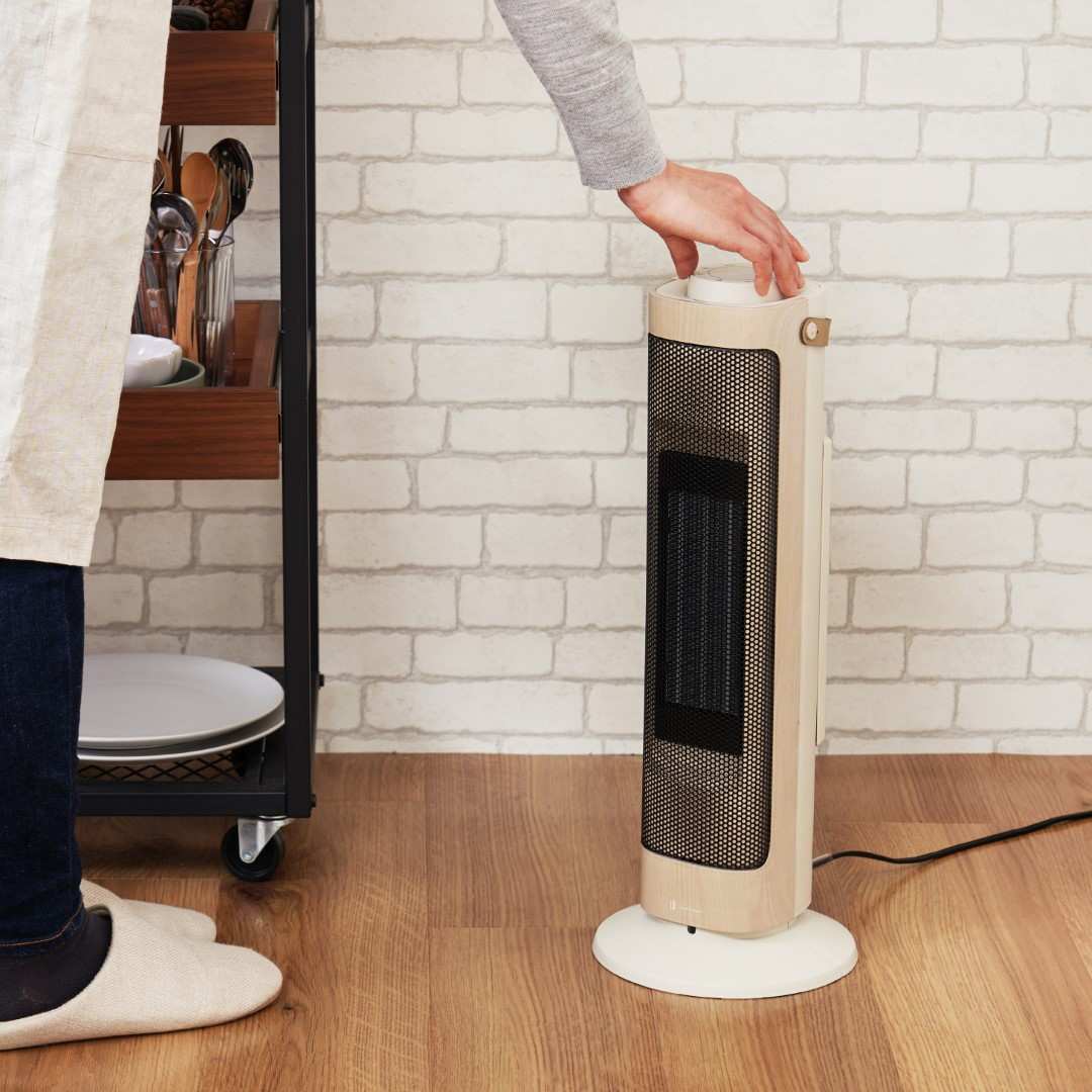 タワー型セラミックファンヒーター&ファン Premium WOOD｜リビング用品