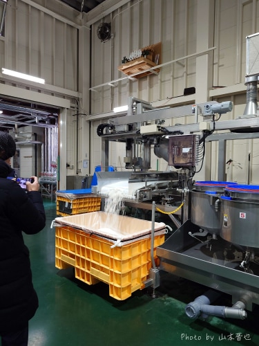 酒のやまもと | 【田酒】 西田酒造店見学