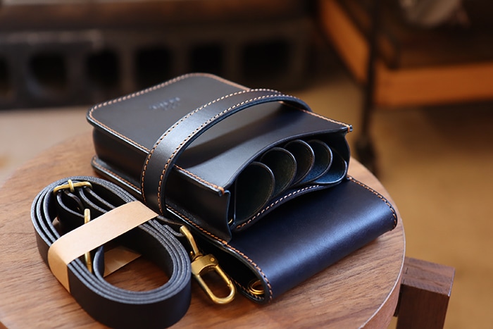 シザーケース本革5丁用 -square s- |シザーケース専門店｜美容師向け本