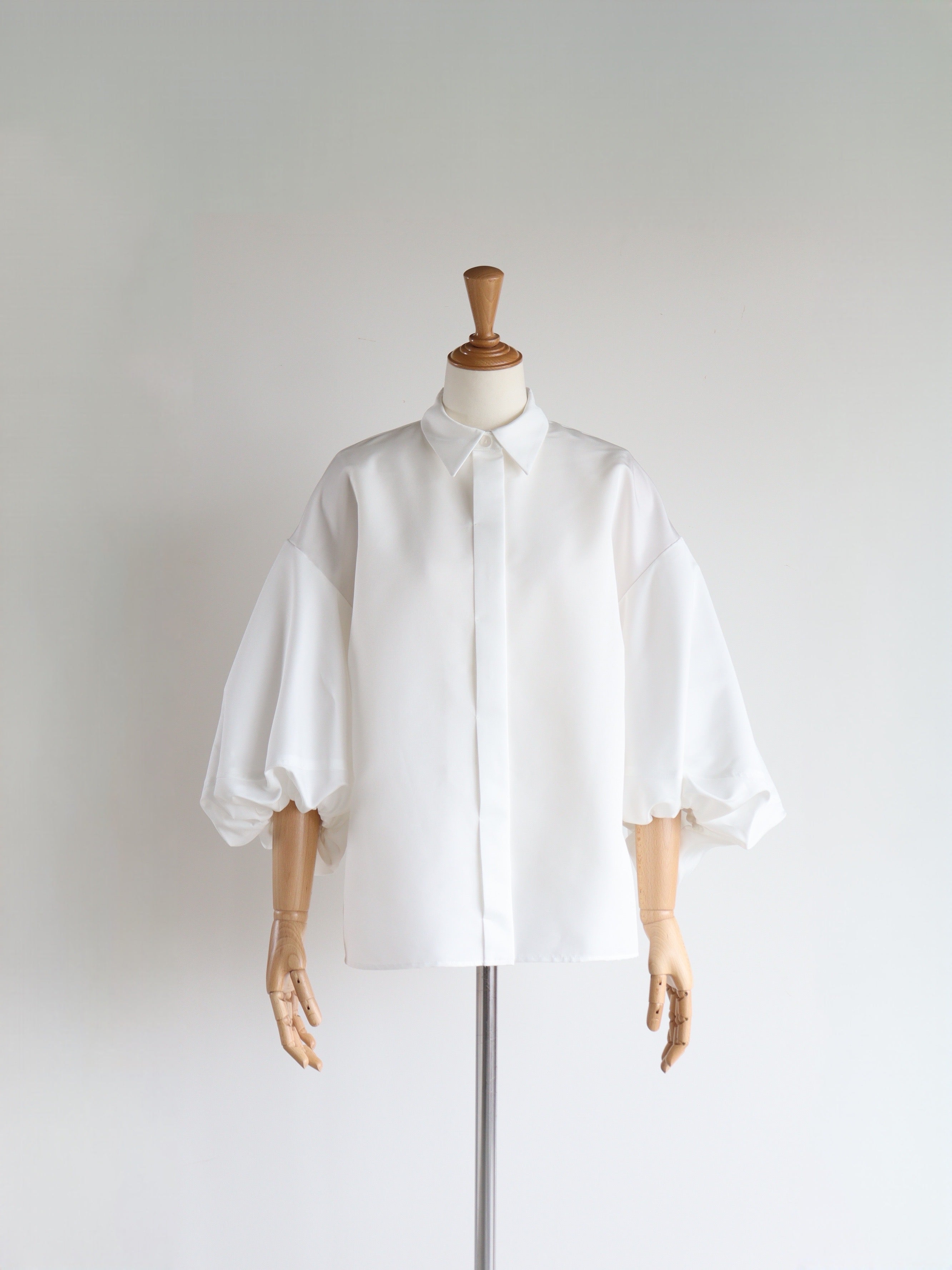 St.cecilia ロングブロウシャツ – GIRLISH