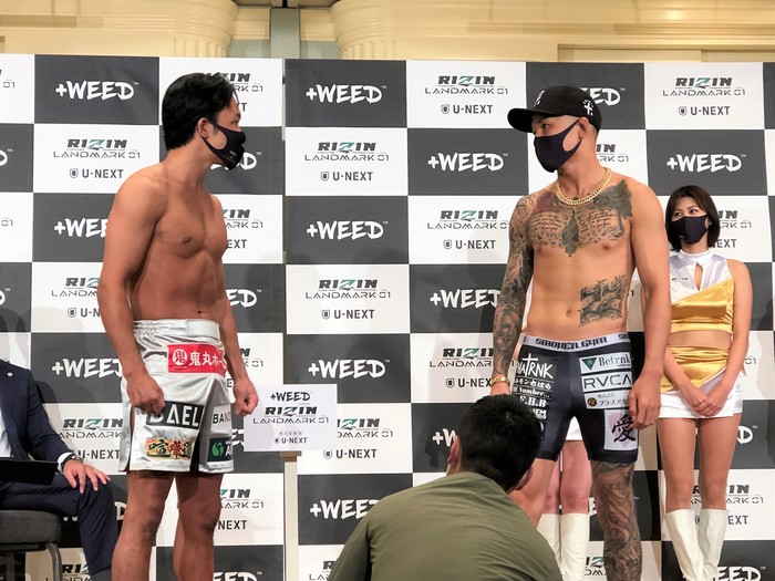 RIZIN アクリルスタンド 2体セット 朝倉未来 萩原京平 試合結果】+WEED