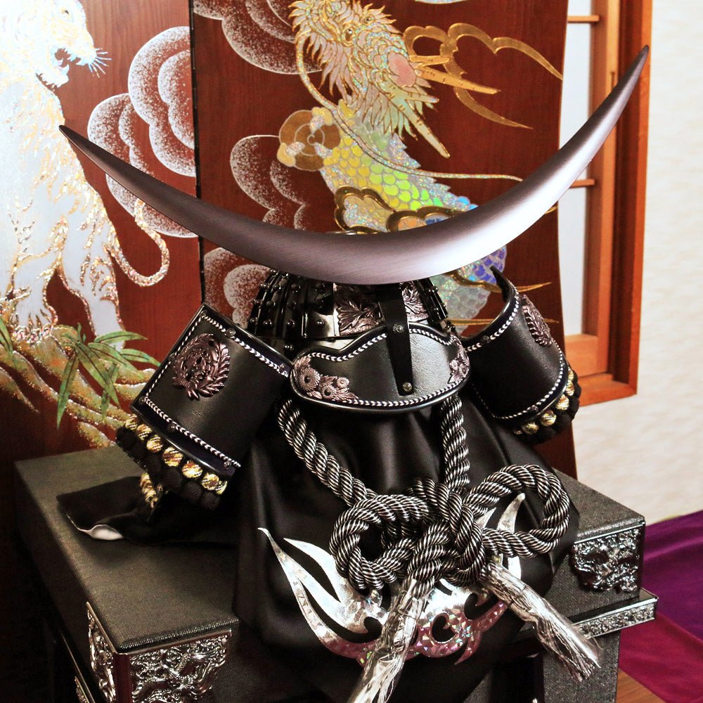 横幅85cm｜着用兜 武将 伊達政宗 黒｜いぶし銀色の渋さが素敵｜五月