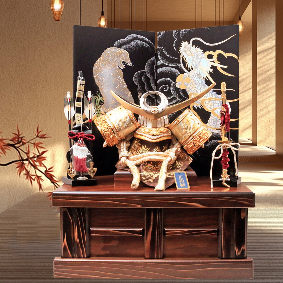 横幅46cm｜12号 武将 上杉謙信 収納兜 白金｜五月人形 コンパクト飾り