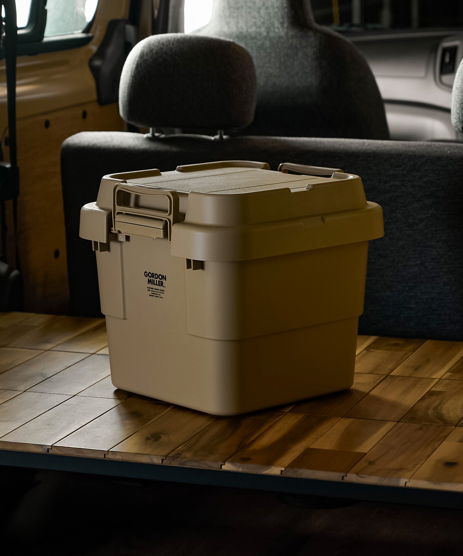 スタッキングトランクカーゴ30L – GORDON MILLER