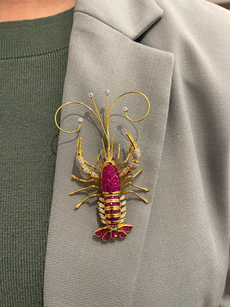 LE VIAN Articulated Lobster Brooch | Pink Sapphires & Diamonds
