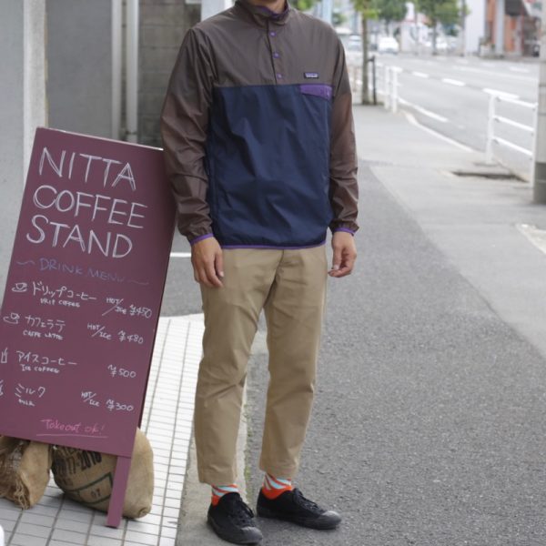 バッグの中に忍ばせておく、パタゴニアのフーディニ スナップT プル