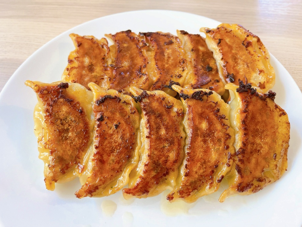 太田市飯塚町で買える極上の一皿！「爆じゅう餃子 餃点」 | 暮らし愉し
