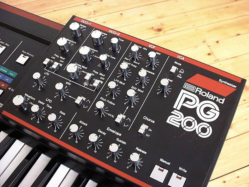 Roland PG-200 Synthesizer Programmer for GR-700, JX-3P and MKS-30