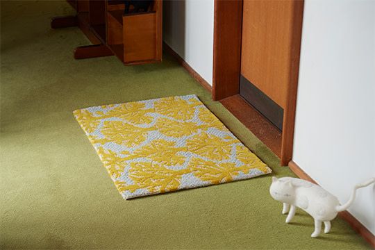 Rugs - minä perhonen