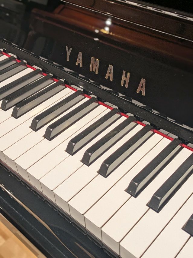 YAMAHA(ヤマハ) UX50A 中古ピアノ アップライトの域を超えた、重厚なる
