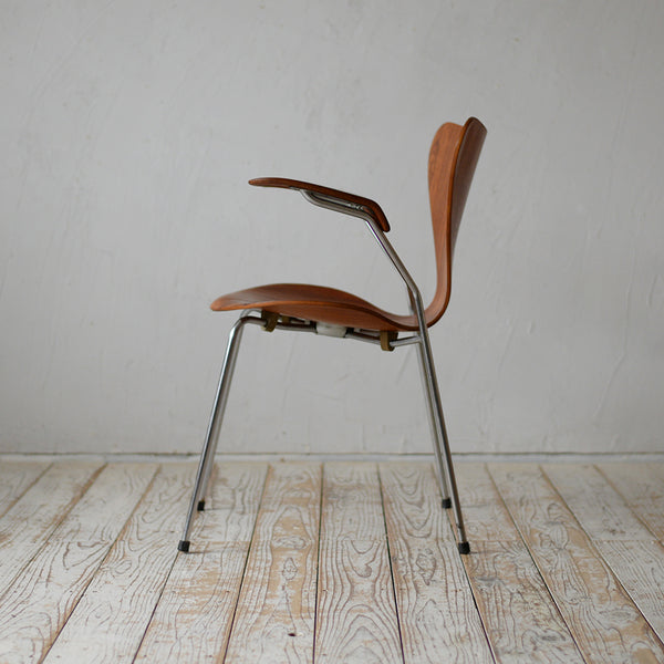 Arne Jacobsen アルネ・ヤコブセン｜北欧家具・インテリア通販サイト