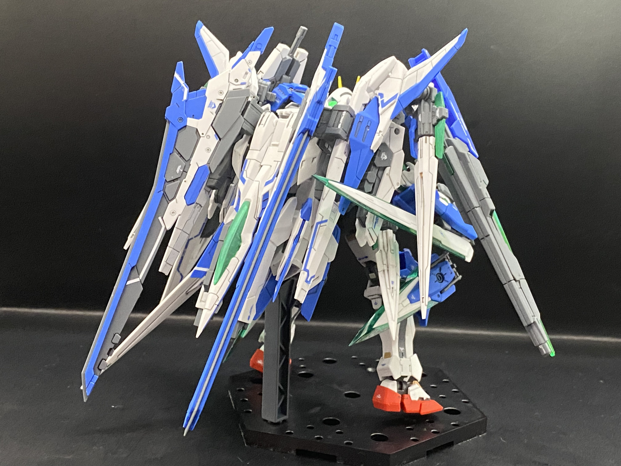 RG 00 ザンライザー& 00ガンダム セブンソード インセプション 機動