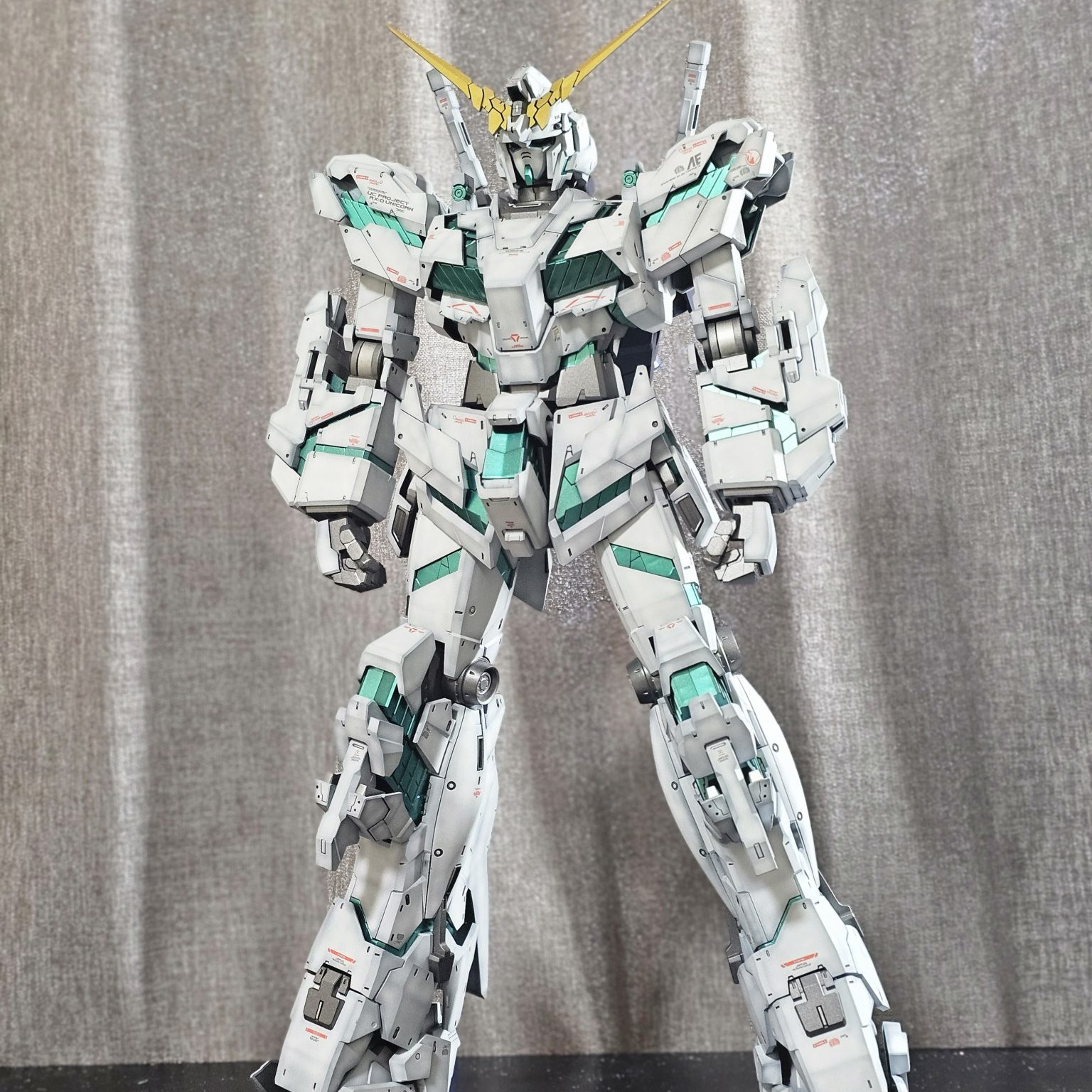 メガサイズモデル ユニコーンガンダム｜ぎずもにいちゃんさんの